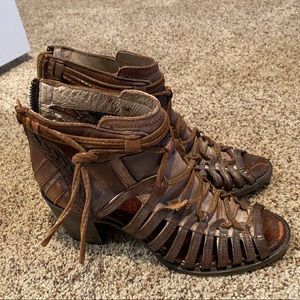 Freebird Wazee sandal size 8